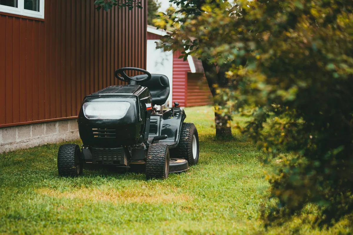 zero turn mower maintenance