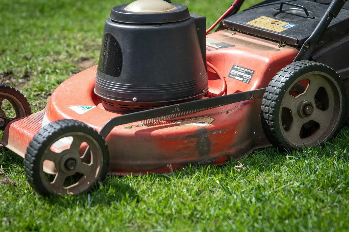 zero turn mower maintenance under deck